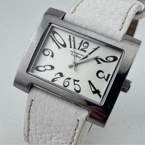 Talbots  VTG  Quartz Watch Unisex 30m Silver Wide Rectangle Leather band white